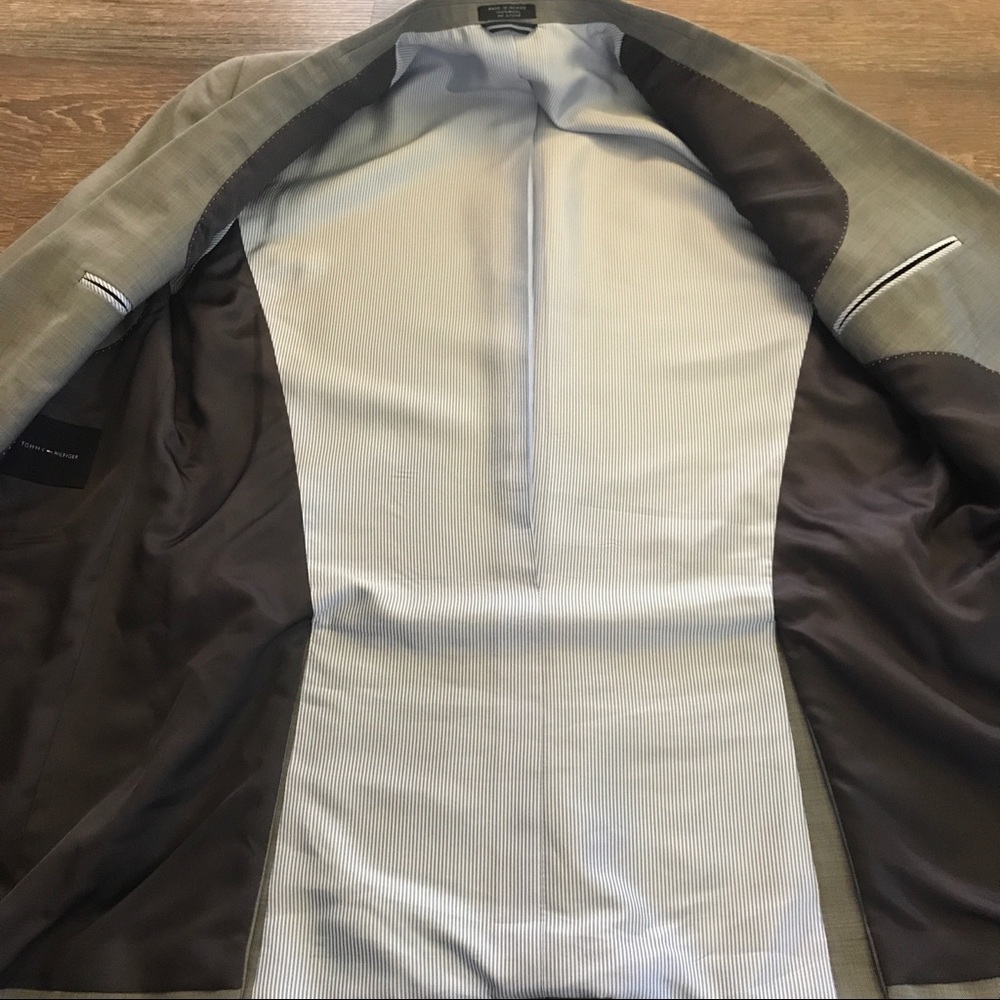 Tommy Hilfiger immaculate gray wool blazer 44L - Picture 6 of 10